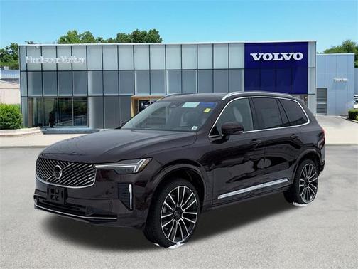2026 Volvo XC90 B6 Plus 6-Seater
