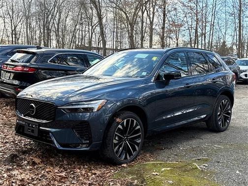 2026 Volvo XC60 B5 Ultra