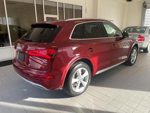 2020 Audi Q5 45 Premium Plus