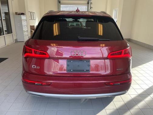 2020 Audi Q5 45 Premium Plus