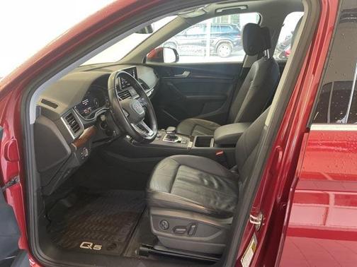 2020 Audi Q5 45 Premium Plus