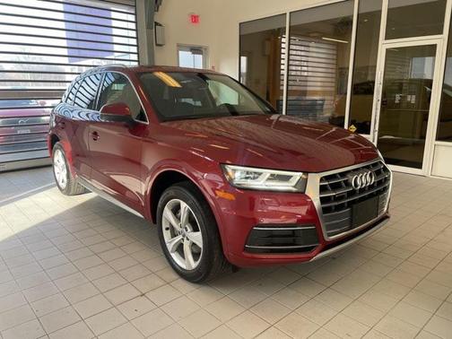 2020 Audi Q5 45 Premium Plus