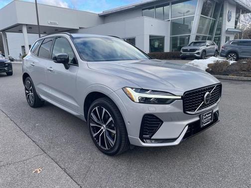 2025 Volvo XC60 B5 Plus