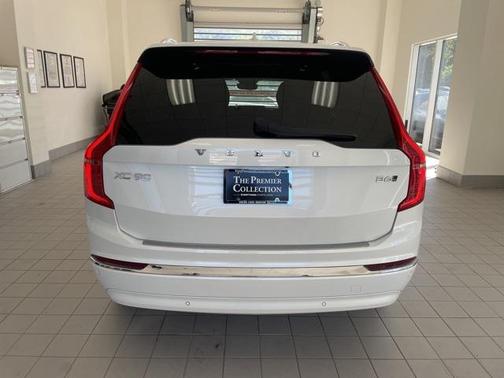 2024 Volvo XC90 B6 Plus Bright Theme 7-Seater