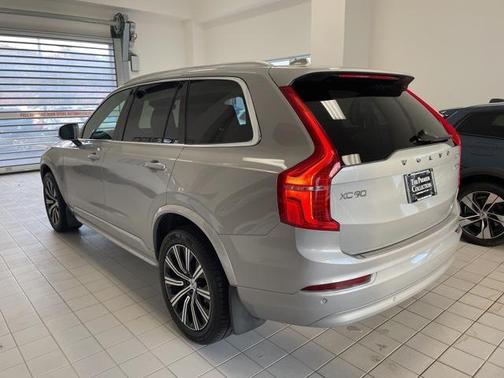 2023 Volvo XC90 B5 Core
