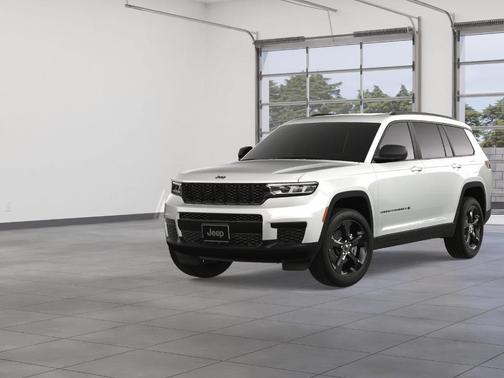 Bright White Clearcoat 2024 Jeep Grand Cherokee L Laredo SUV