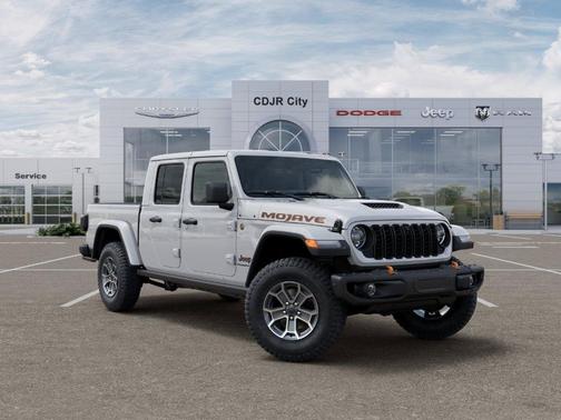 Bright White Clearcoat 2026 Jeep Gladiator Mojave