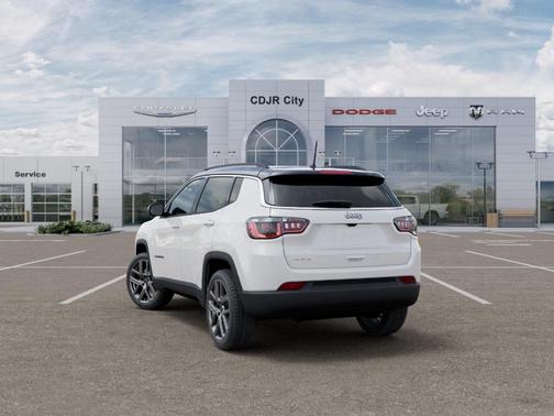Bright White Clearcoat 2026 Jeep Compass Limited