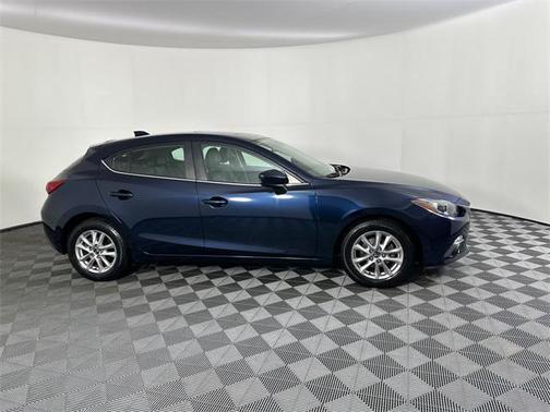 2016 Mazda Mazda3 i Grand Touring