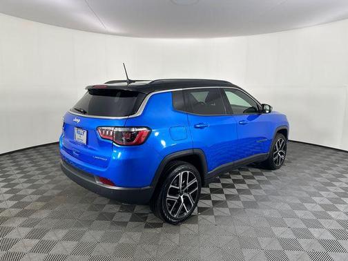 Hydro Blue Pearlcoat 2025 Jeep Compass Limited