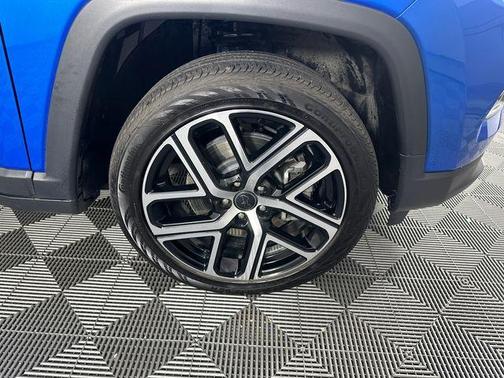 Hydro Blue Pearlcoat 2025 Jeep Compass Limited