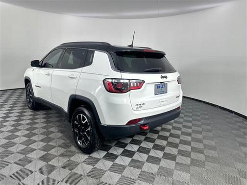 2021 Jeep Compass Trailhawk