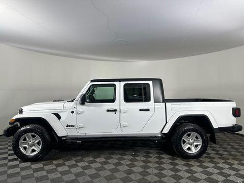 2023 Jeep Gladiator Sport