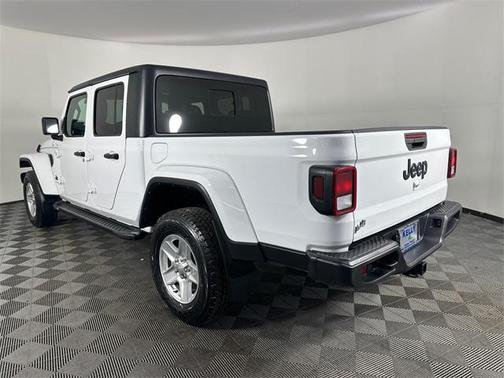 2023 Jeep Gladiator Sport