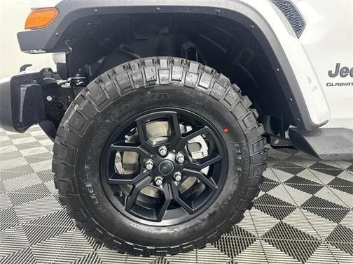 2025 Jeep Gladiator Sport