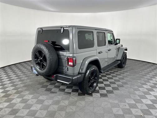 2021 Jeep Wrangler Unlimited Sahara Altitude