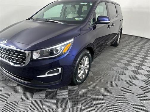 2021 Kia Sedona LX