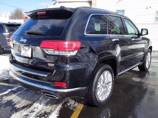 2018 Jeep Grand Cherokee Summit