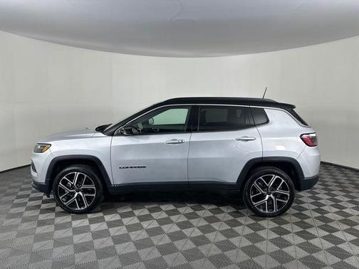 Silver Zynith 2025 Jeep Compass Limited