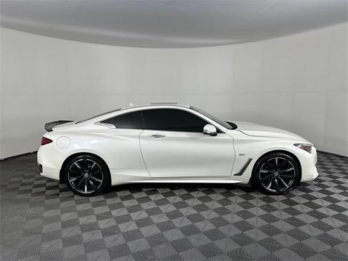 2017 INFINITI Q60 3.0T Premium