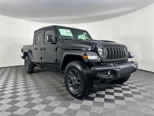 2026 Jeep Gladiator Sport
