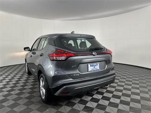 2021 Nissan Kicks S
