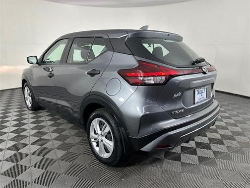 2021 Nissan Kicks S