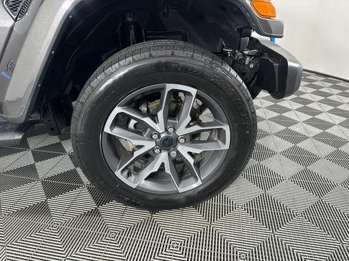 Granite Crystal Clearcoat Metallic 2024 Jeep Wrangler 4xe Sport