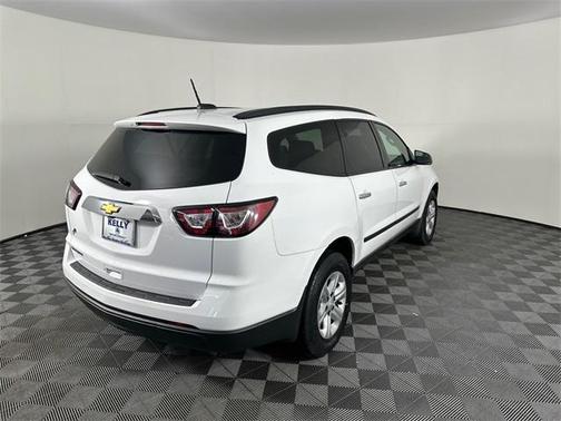 2017 Chevrolet Traverse LS