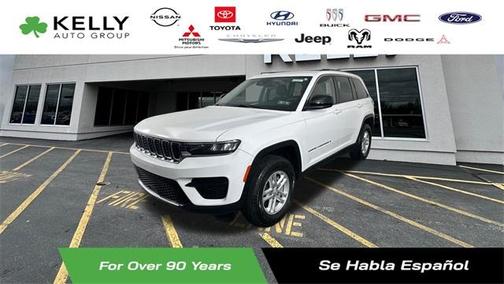 2023 Jeep Grand Cherokee Laredo
