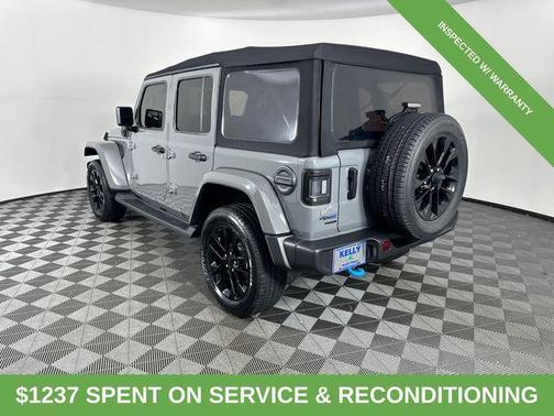 Sting Gray Clearcoat 2023 Jeep Wrangler 4xe Sahara