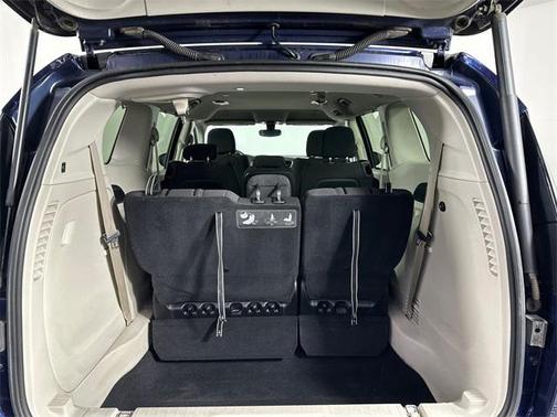 2020 Chrysler Pacifica Touring