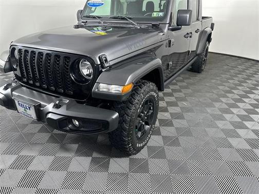 2021 Jeep Gladiator Sport