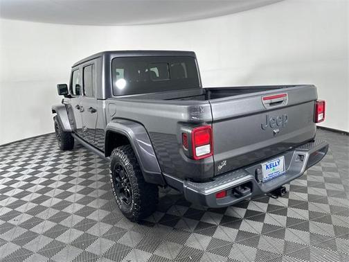 2021 Jeep Gladiator Sport