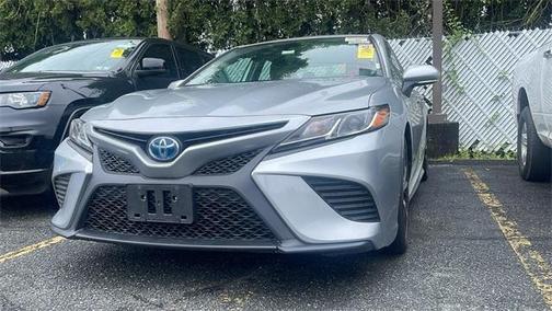 2020 Toyota Camry Hybrid SE
