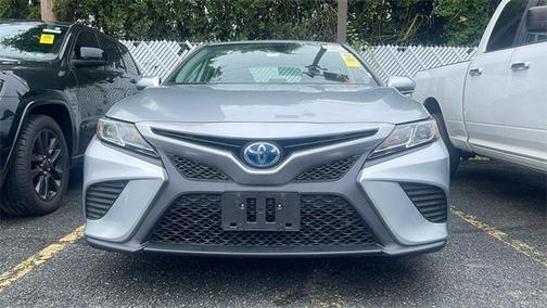 2020 Toyota Camry Hybrid SE