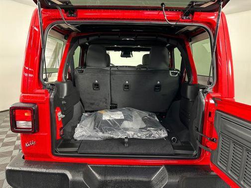 Firecracker Red Clearcoat 2026 Jeep Wrangler Sport