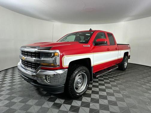 Red 2018 Chevrolet Silverado 1500 LT