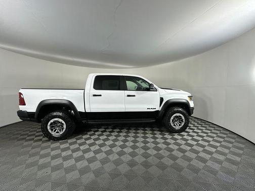 Bright White Clearcoat 2026 RAM 1500 RHO