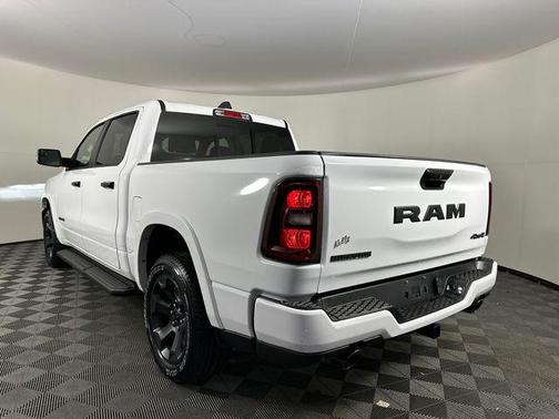 Bright White Clearcoat 2026 RAM 1500 Big Horn/Lone Star