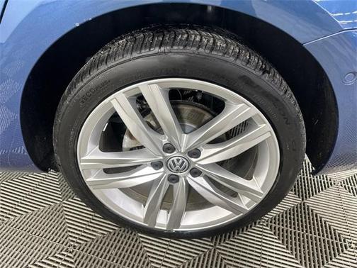 2016 Volkswagen Golf SportWagen TSI SEL 4-Door