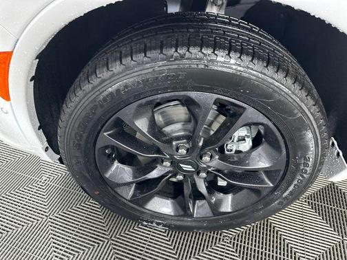 White Knuckle Clearcoat 2026 Dodge Durango GT