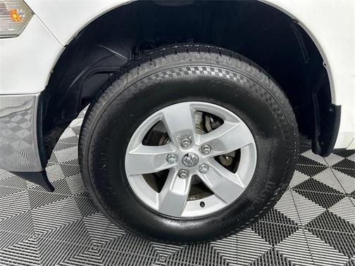 2015 RAM 1500 SLT