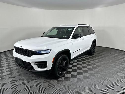 2022 Jeep Grand Cherokee Altitude