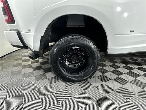 2024 RAM 3500 Laramie