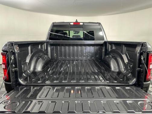 Granite Crystal Clearcoat Metallic 2026 RAM 1500 Express