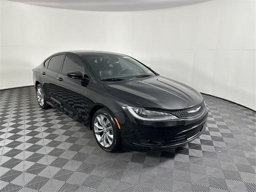 2016 Chrysler 200 S