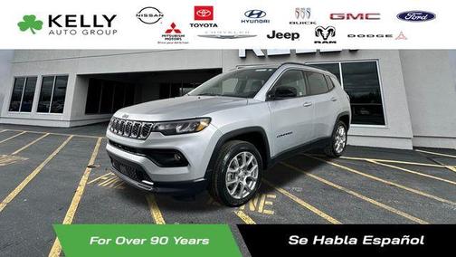 2024 Jeep Compass Latitude Lux