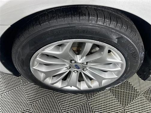 2019 Ford Taurus Limited