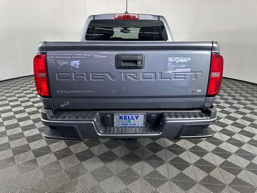 Satin Steel Metallic 2022 Chevrolet Colorado LT